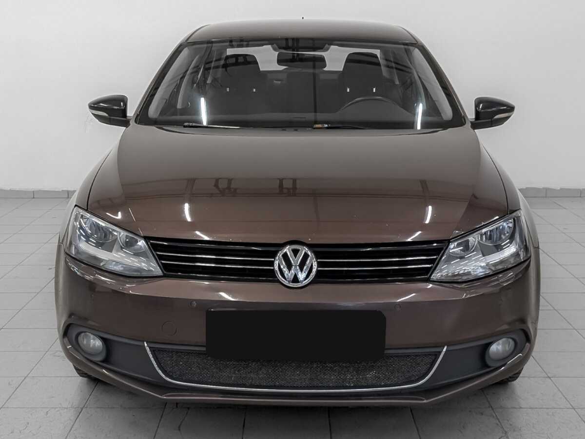 Купить Volkswagen Jetta с пробегом. Фото: #1