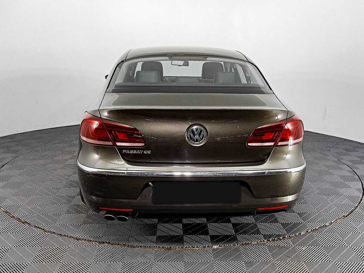 Купить Volkswagen Passat CC с пробегом. Фото: #4