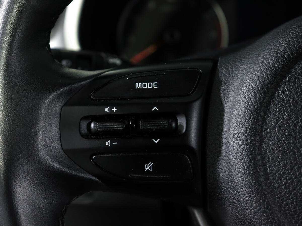 Купить Kia Rio с пробегом. Фото: #15