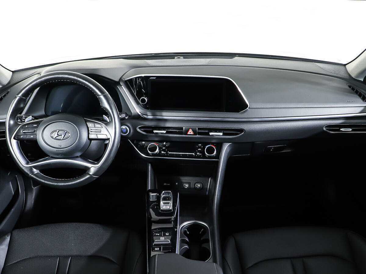 Купить Hyundai Sonata с пробегом. Фото: #10