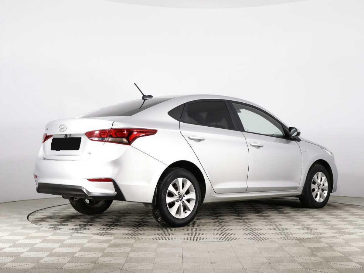 Купить Hyundai Solaris с пробегом. Фото: #4