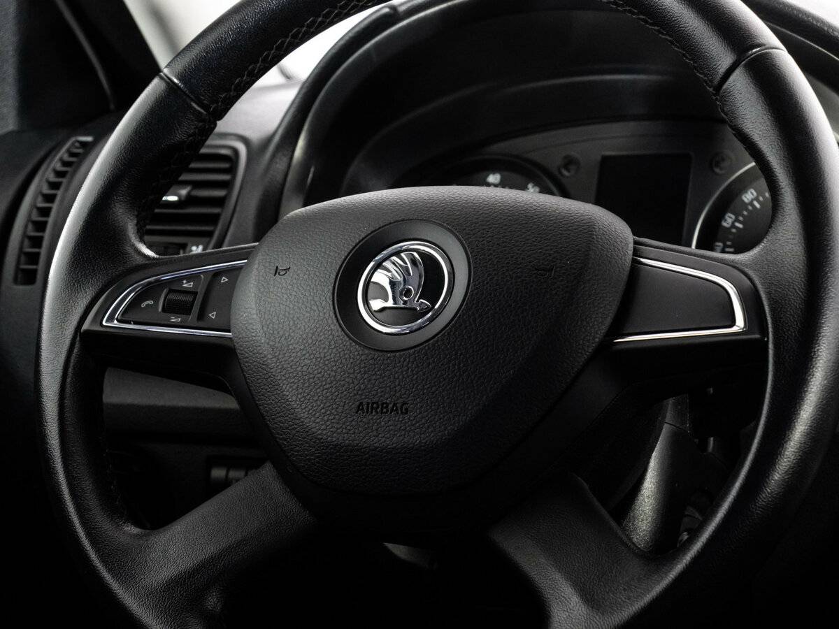 Купить Skoda Fabia с пробегом. Фото: #11