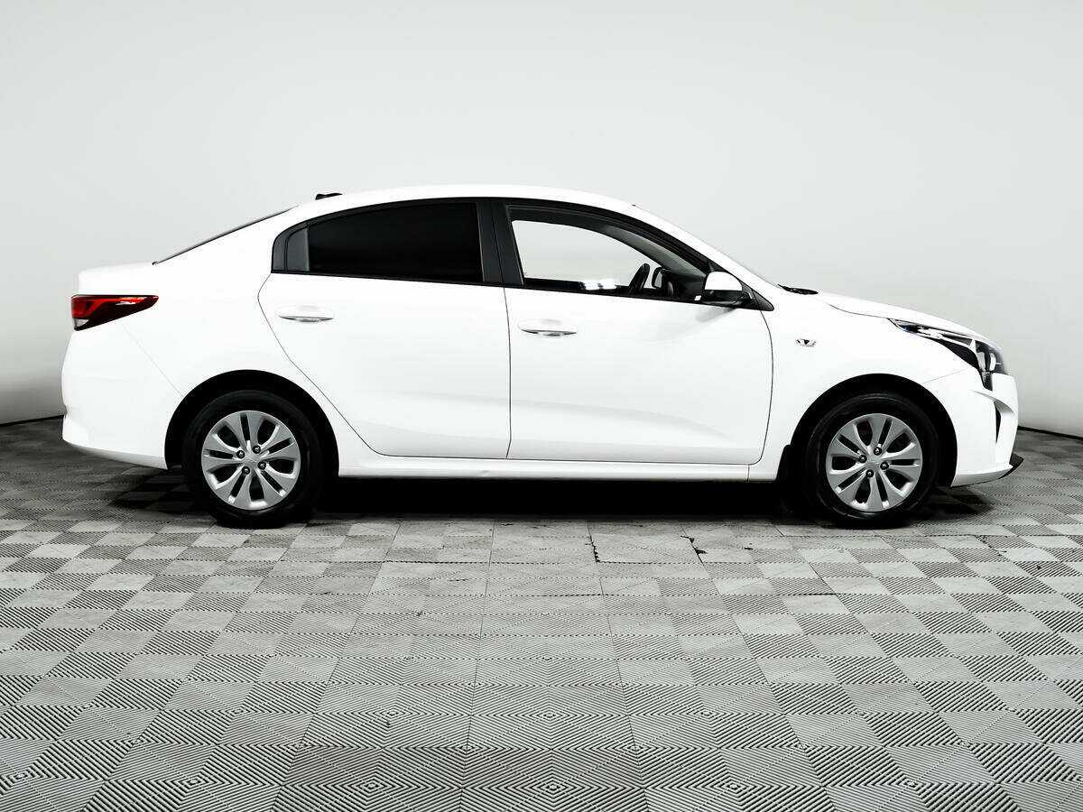 Купить Kia Rio с пробегом. Фото: #3
