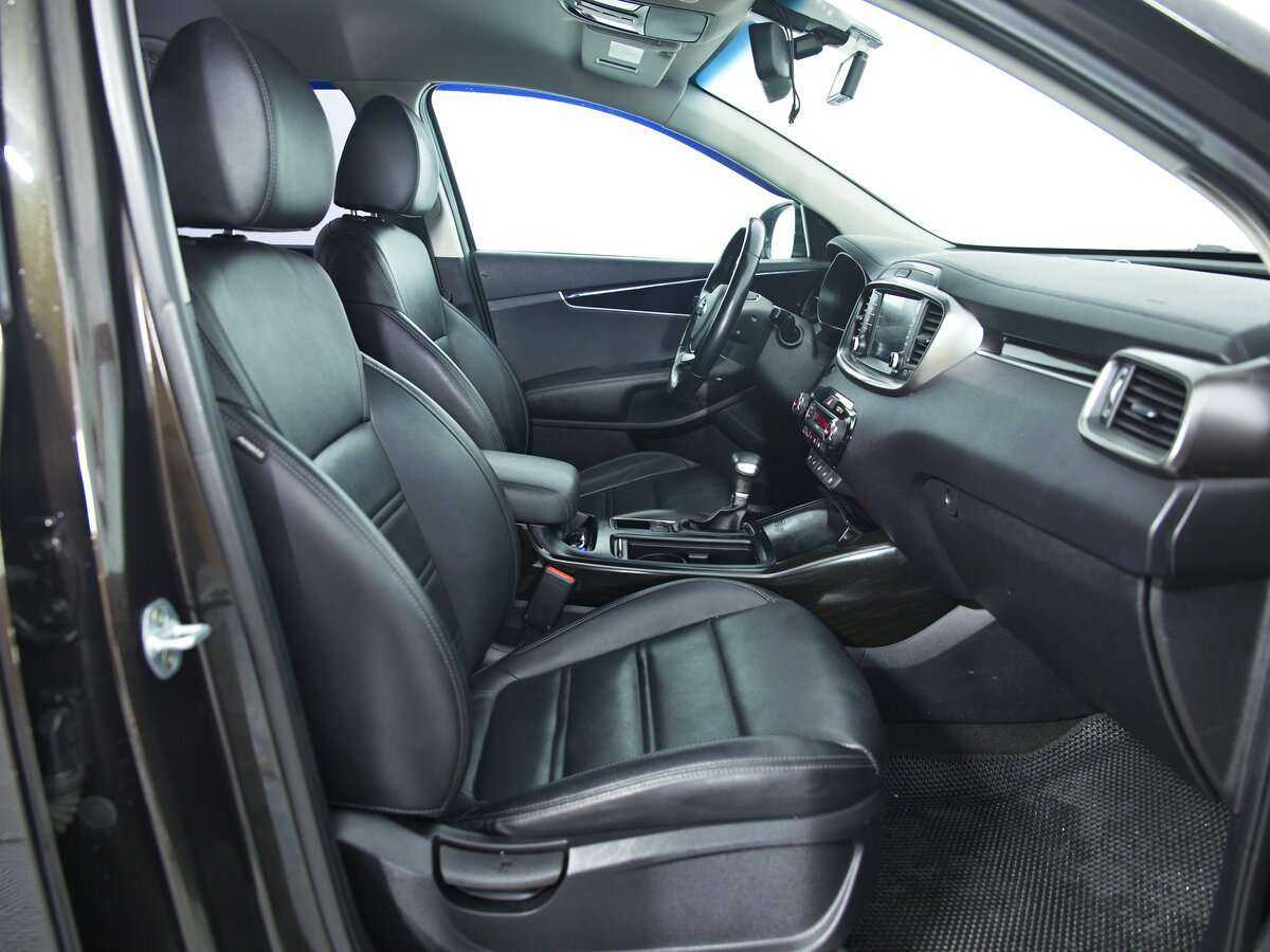 Купить Kia Sorento с пробегом. Фото: #9