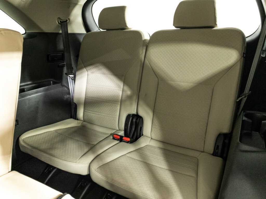 Купить Kia Sorento с пробегом. Фото: #15