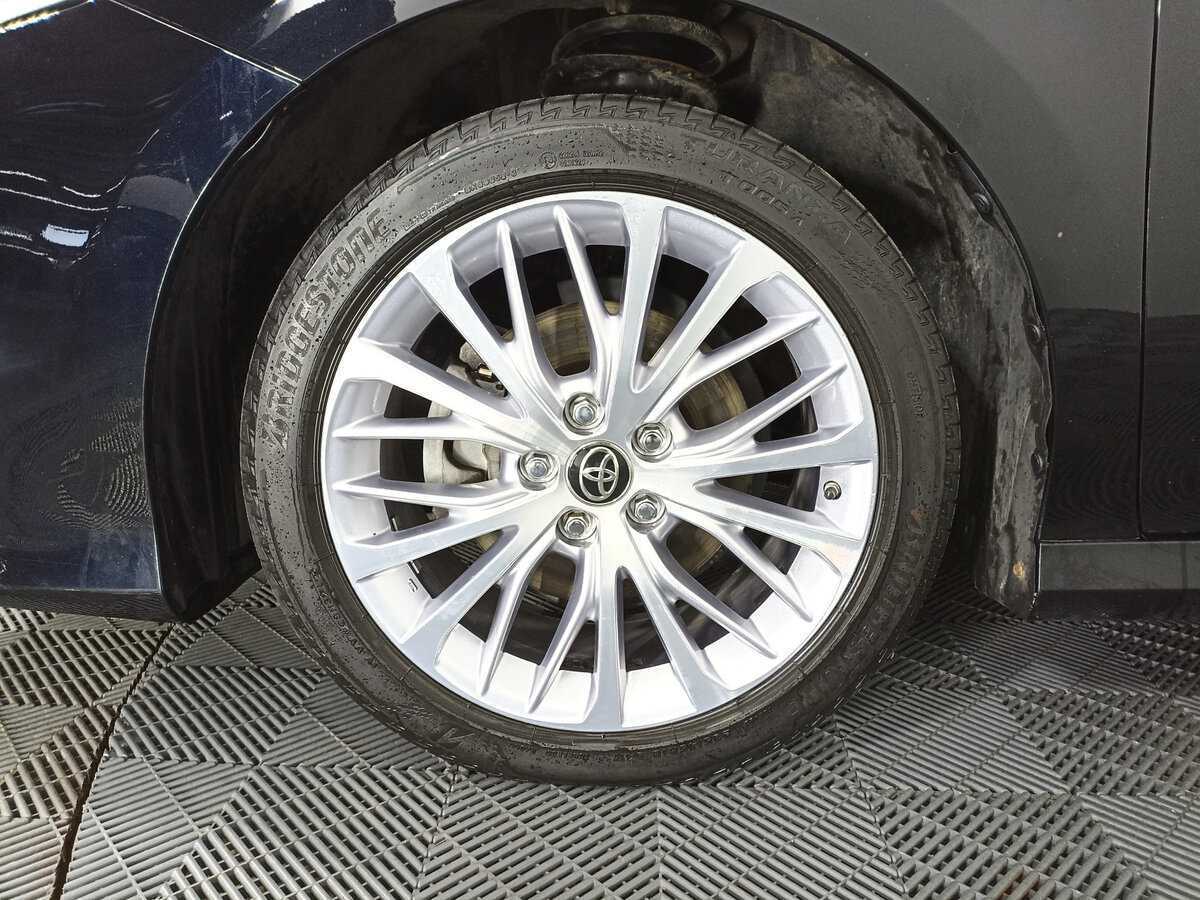 Купить Toyota Camry с пробегом. Фото: #16