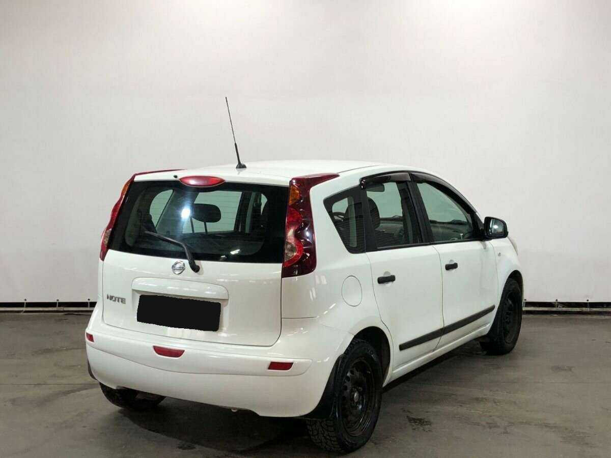 Купить Nissan Note с пробегом. Фото: #4