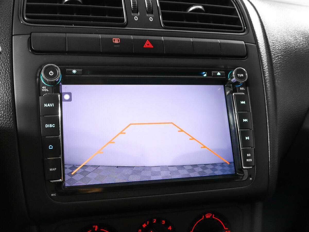 Купить Volkswagen Polo с пробегом. Фото: #12