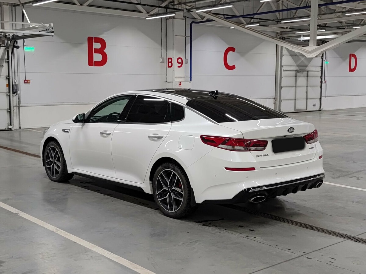 Купить Kia Optima с пробегом. Фото: #6