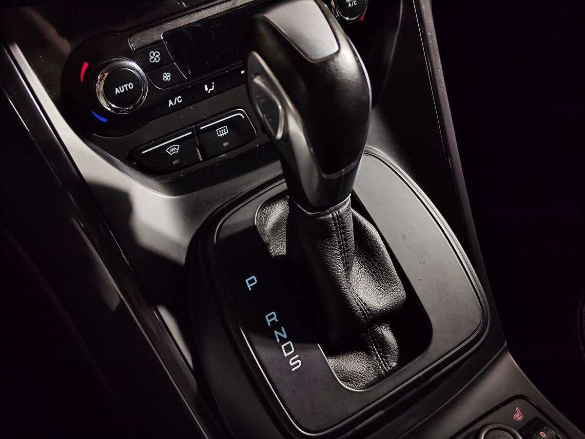 Купить Ford Kuga с пробегом. Фото: #15