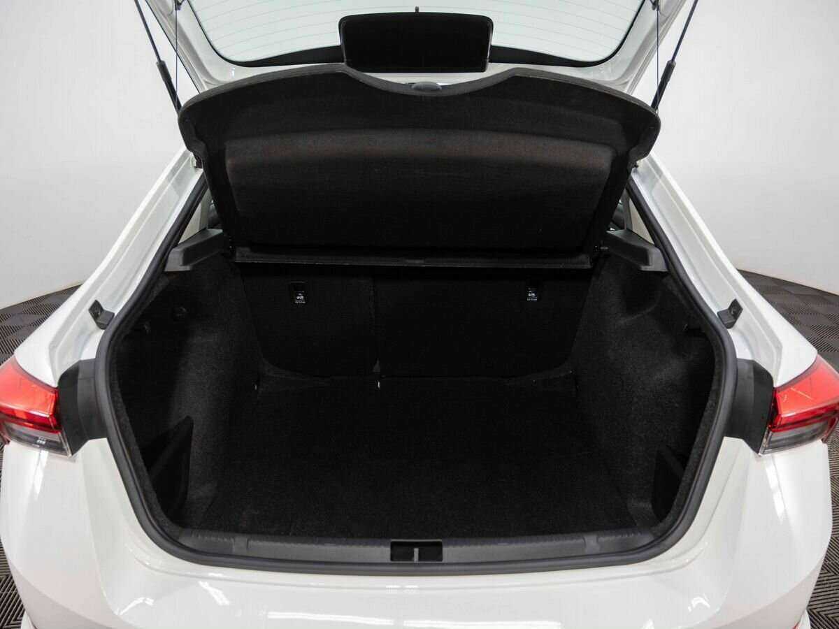 Купить Skoda Rapid с пробегом. Фото: #26