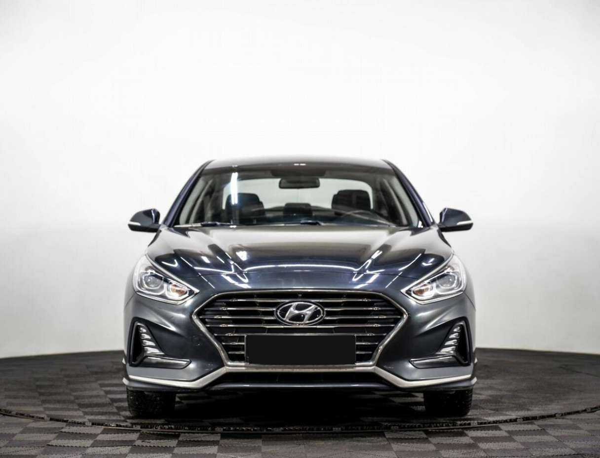 Купить Hyundai Sonata с пробегом. Фото: #1