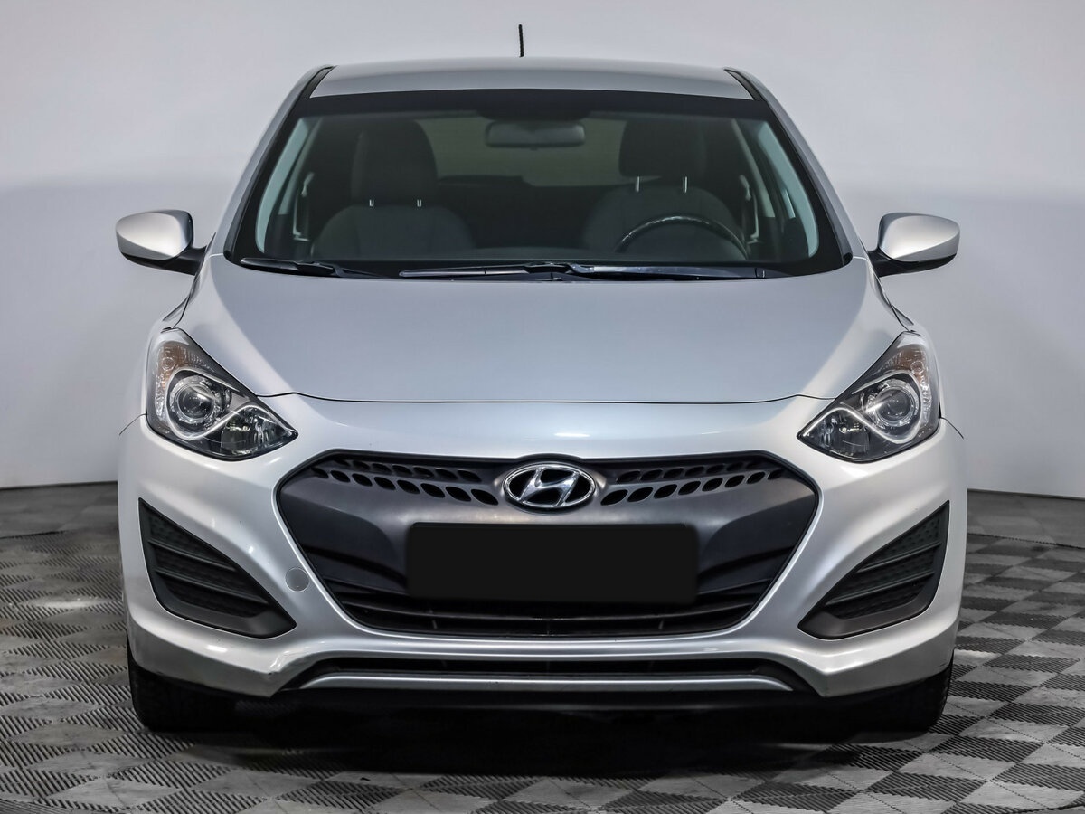Купить Hyundai i30 с пробегом. Фото: #1