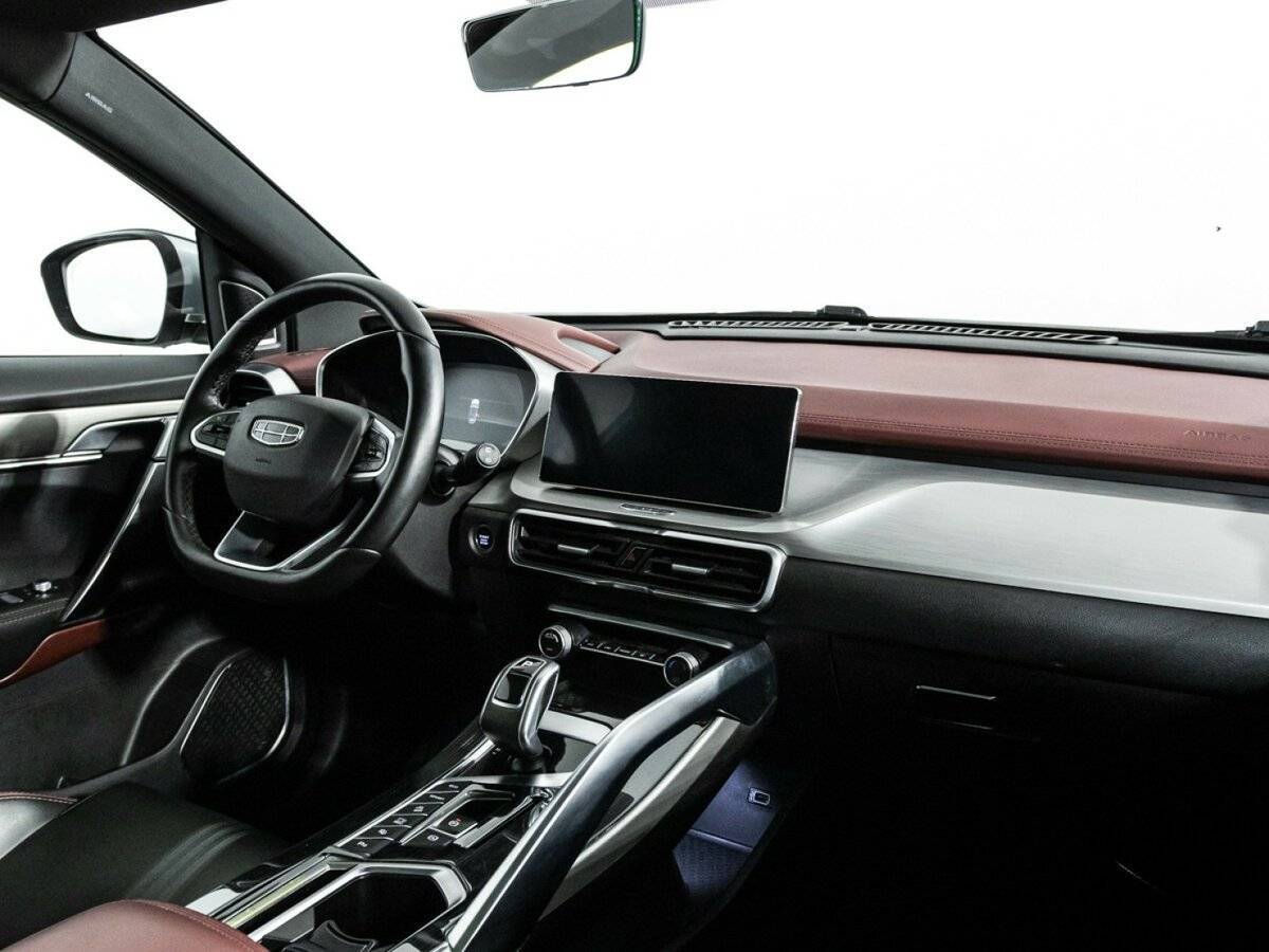 Купить Geely Coolray с пробегом. Фото: #8