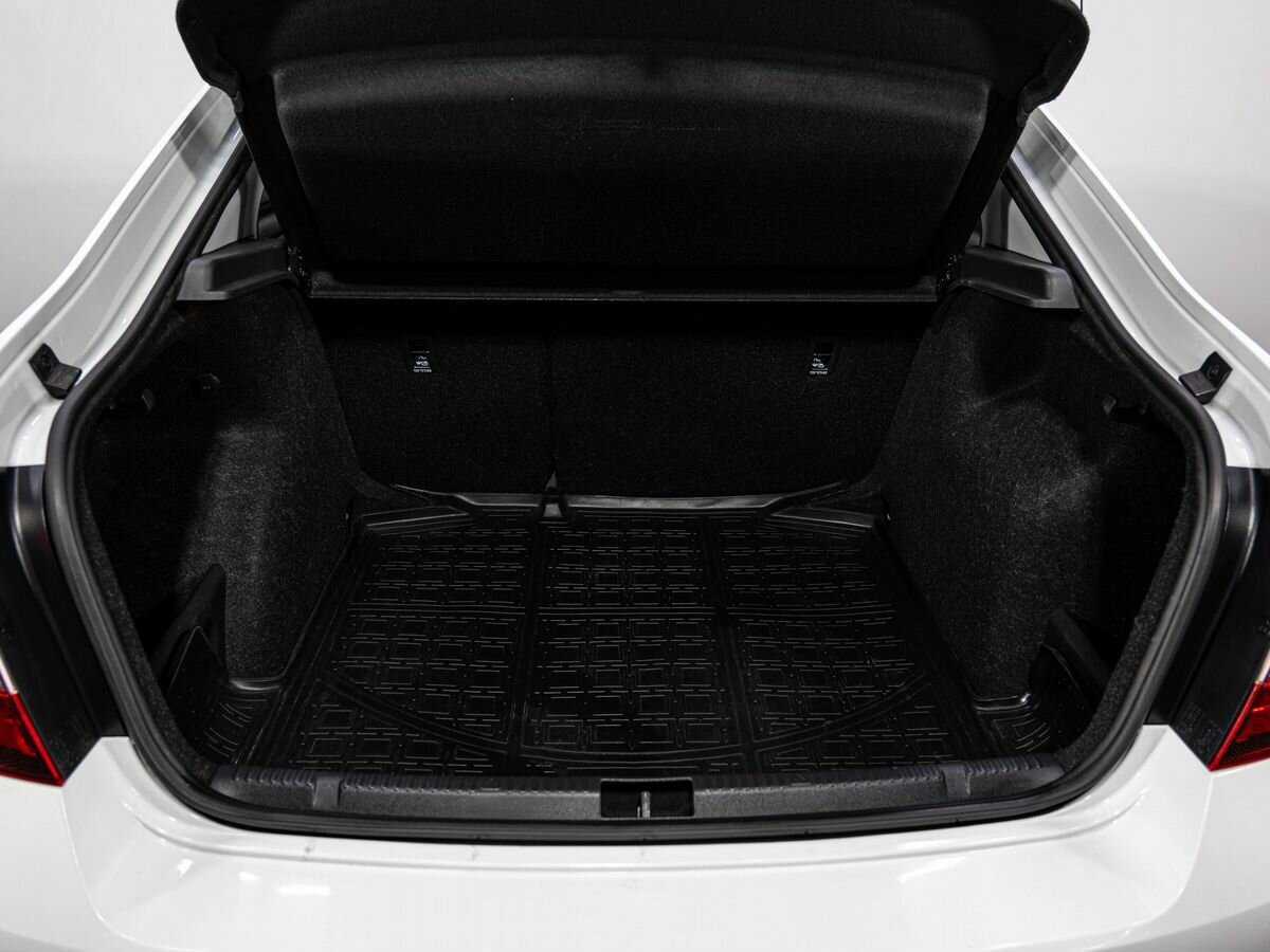 Купить Skoda Rapid с пробегом. Фото: #21