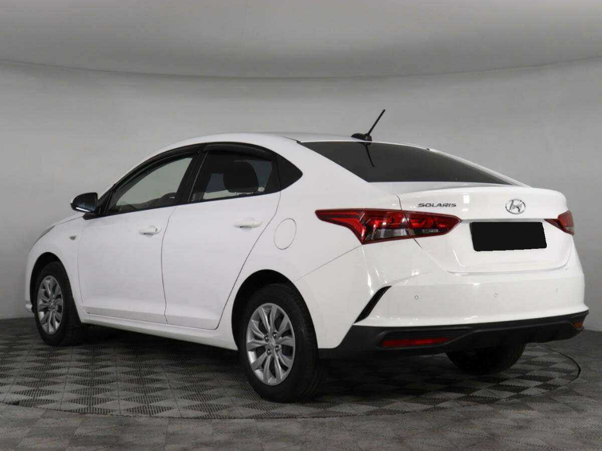 Купить Hyundai Solaris с пробегом. Фото: #6