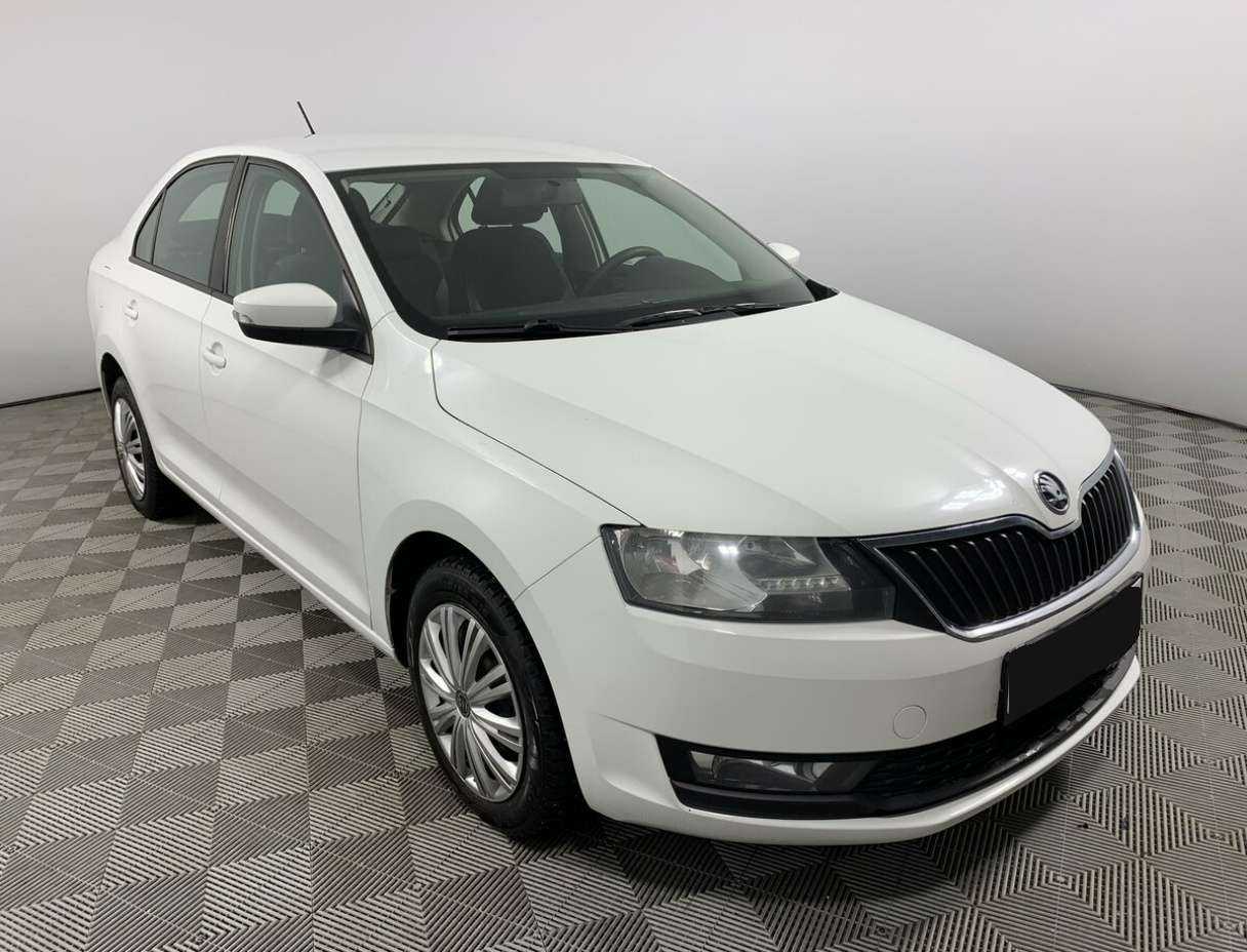 Купить Skoda Rapid с пробегом. Фото: #2