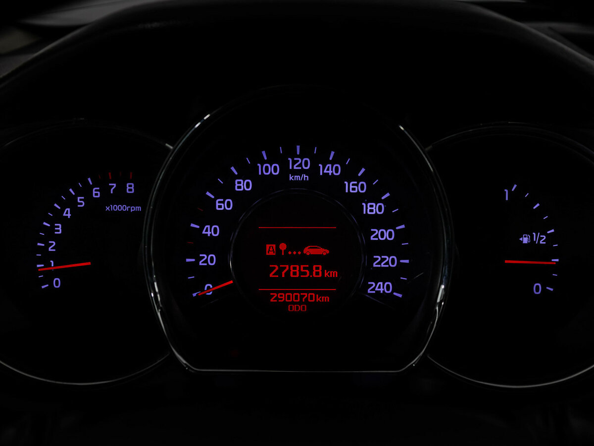 Купить Kia Ceed с пробегом. Фото: #14