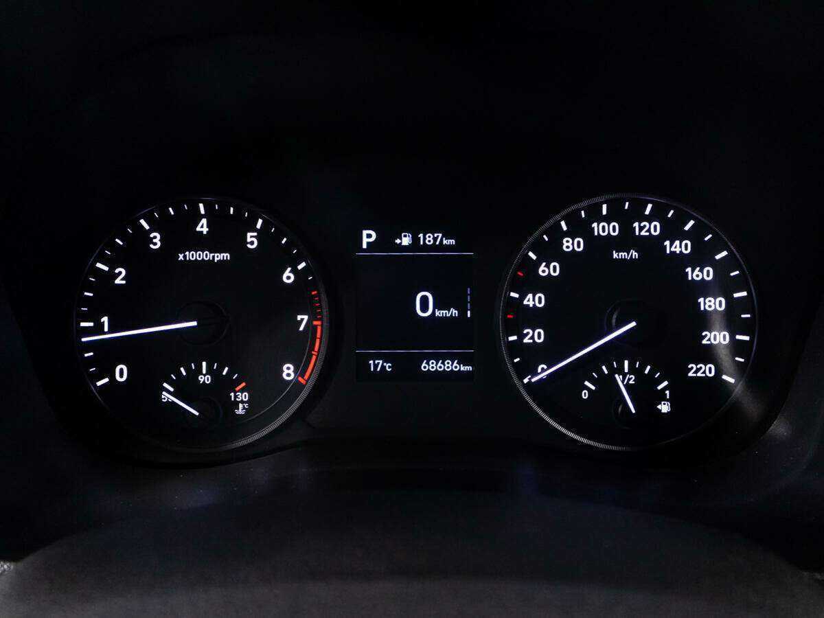 Купить Hyundai Solaris с пробегом. Фото: #11