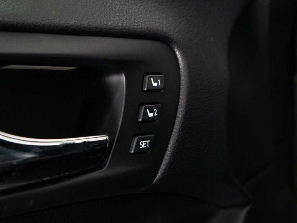 Купить Toyota Camry с пробегом. Фото: #20