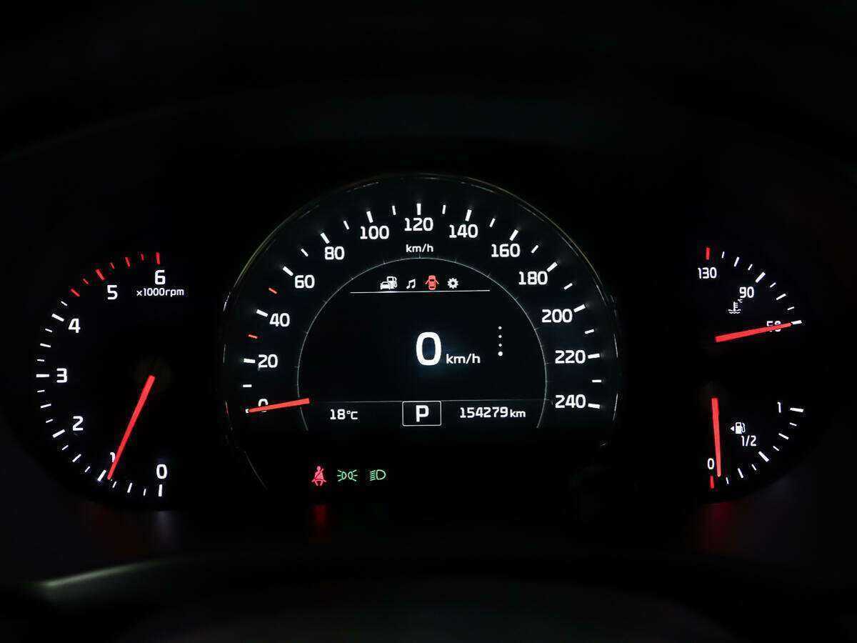 Купить Kia Sorento с пробегом. Фото: #12