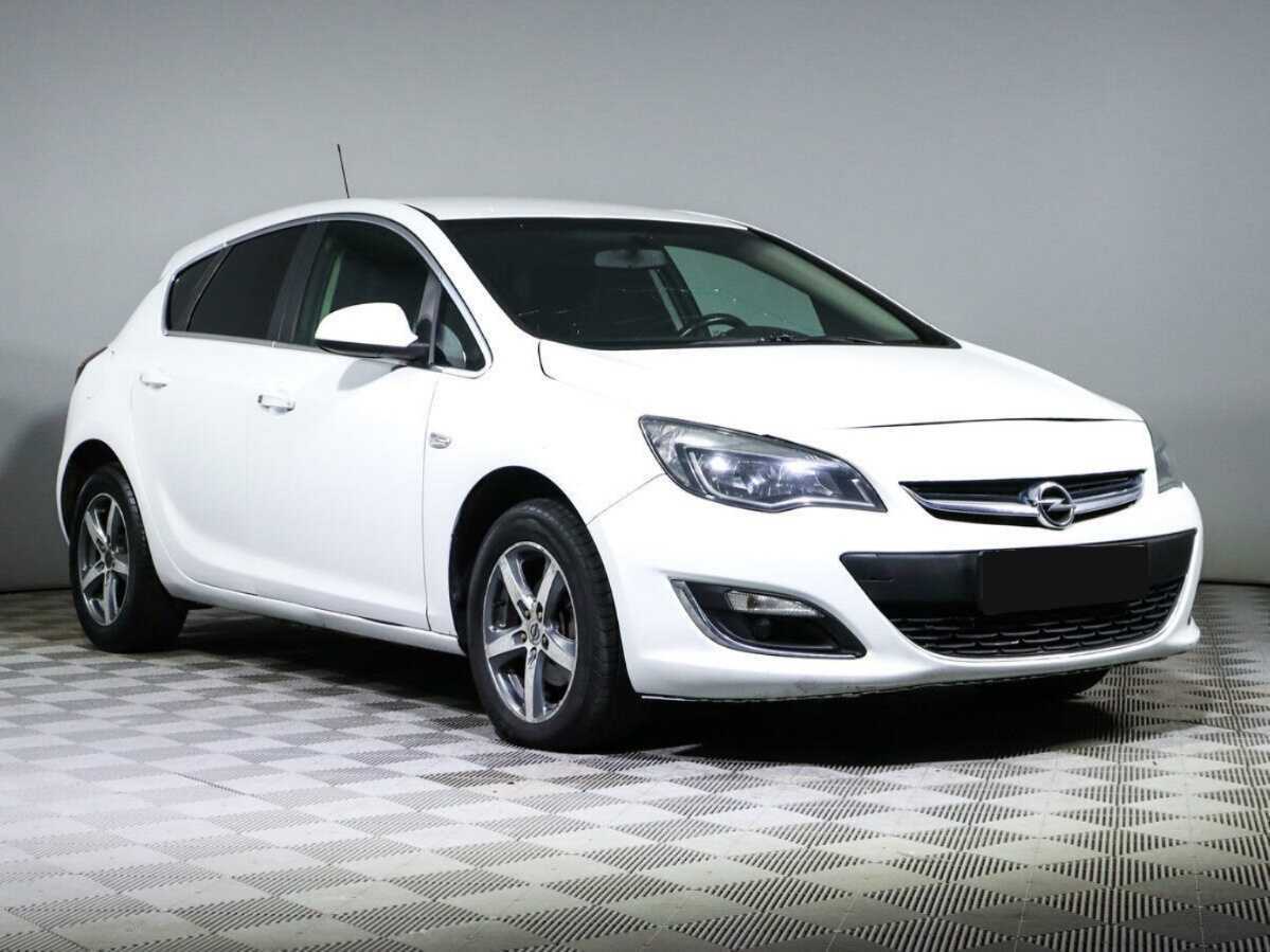 Купить Opel Astra с пробегом. Фото: #2