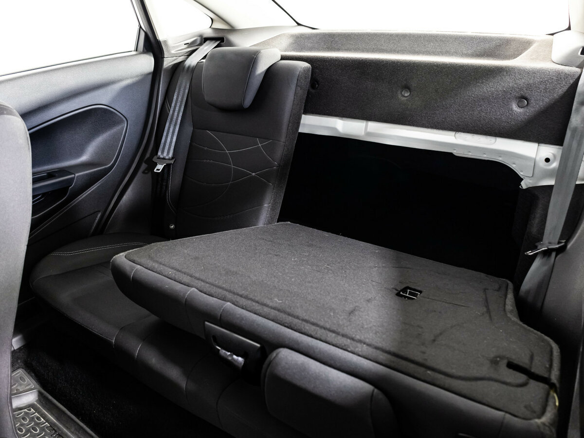 Купить Ford Fiesta с пробегом. Фото: #13