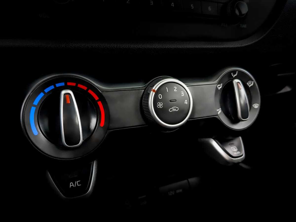 Купить Kia Rio с пробегом. Фото: #22