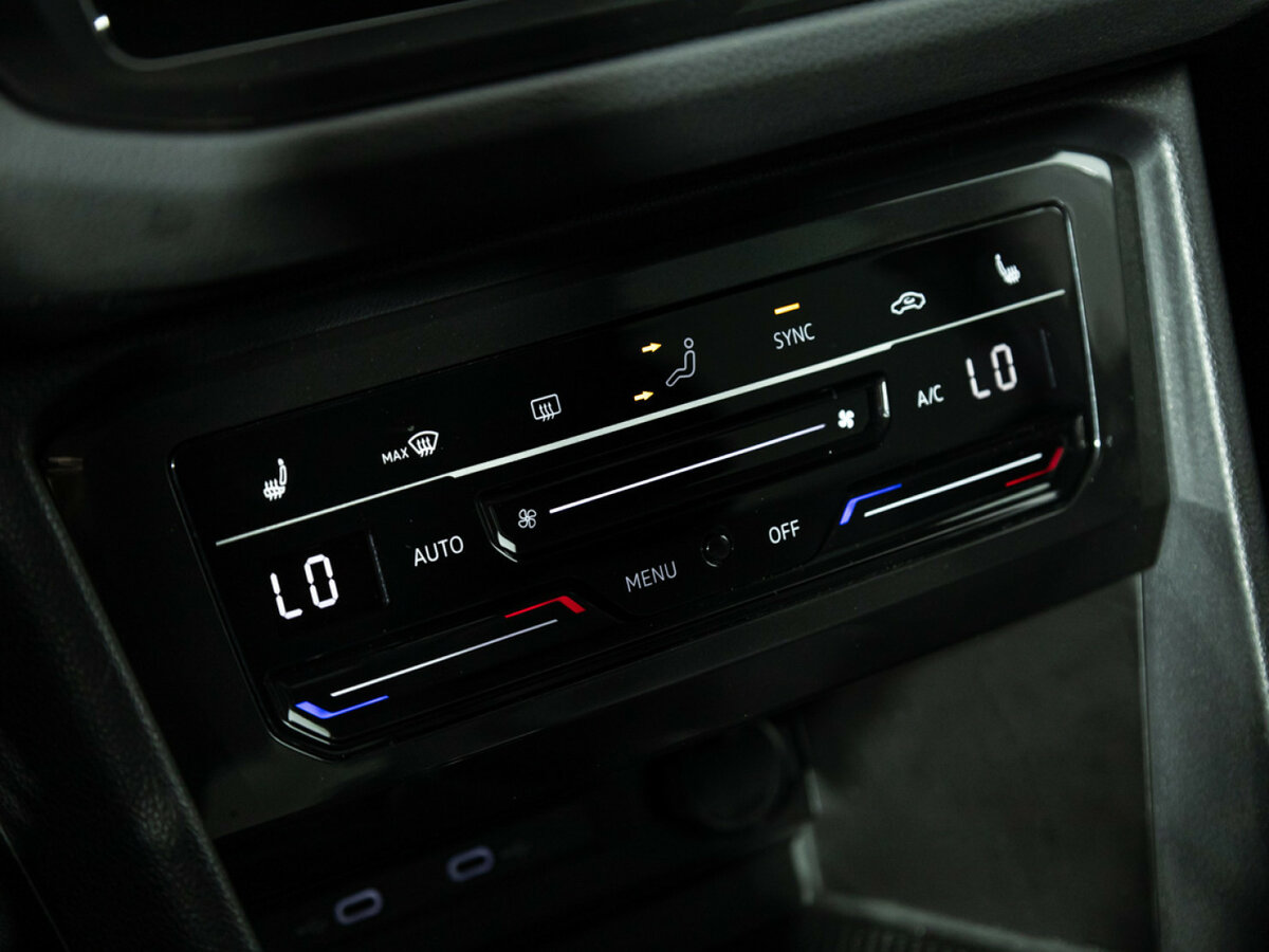 Купить Volkswagen Tiguan с пробегом. Фото: #12