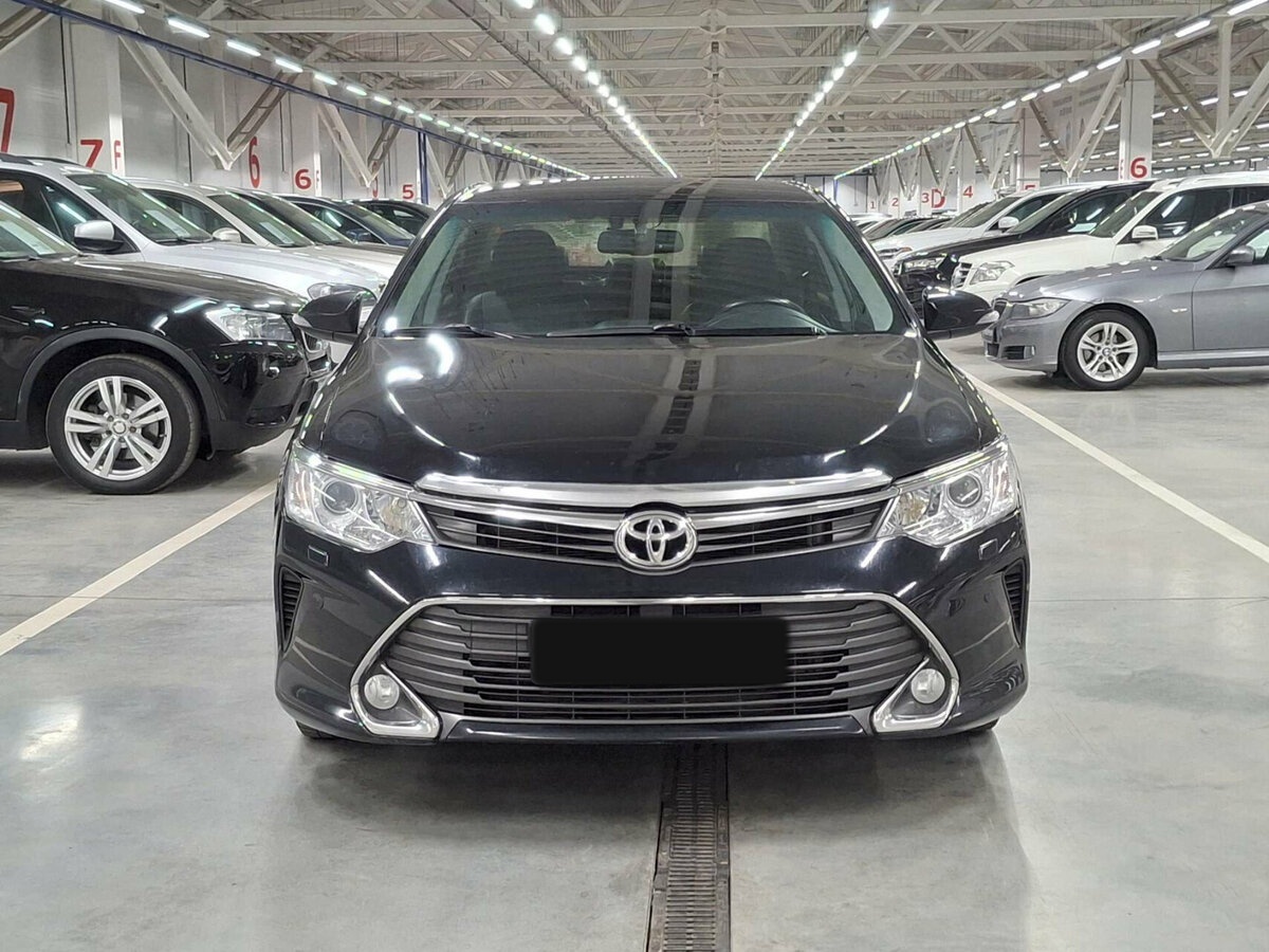Купить Toyota Camry с пробегом. Фото: #1