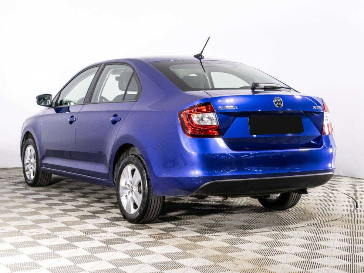 Купить Skoda Rapid с пробегом. Фото: #6