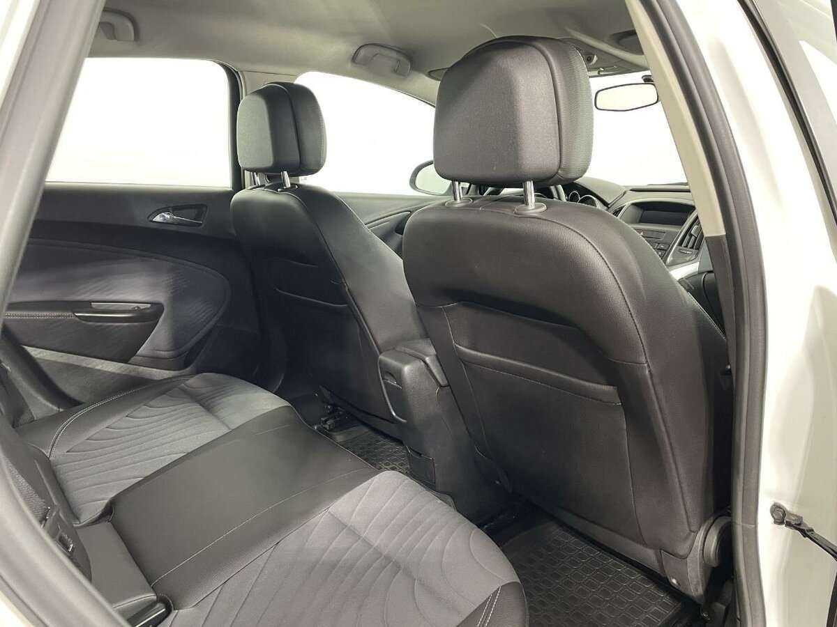 Купить Opel Astra с пробегом. Фото: #14