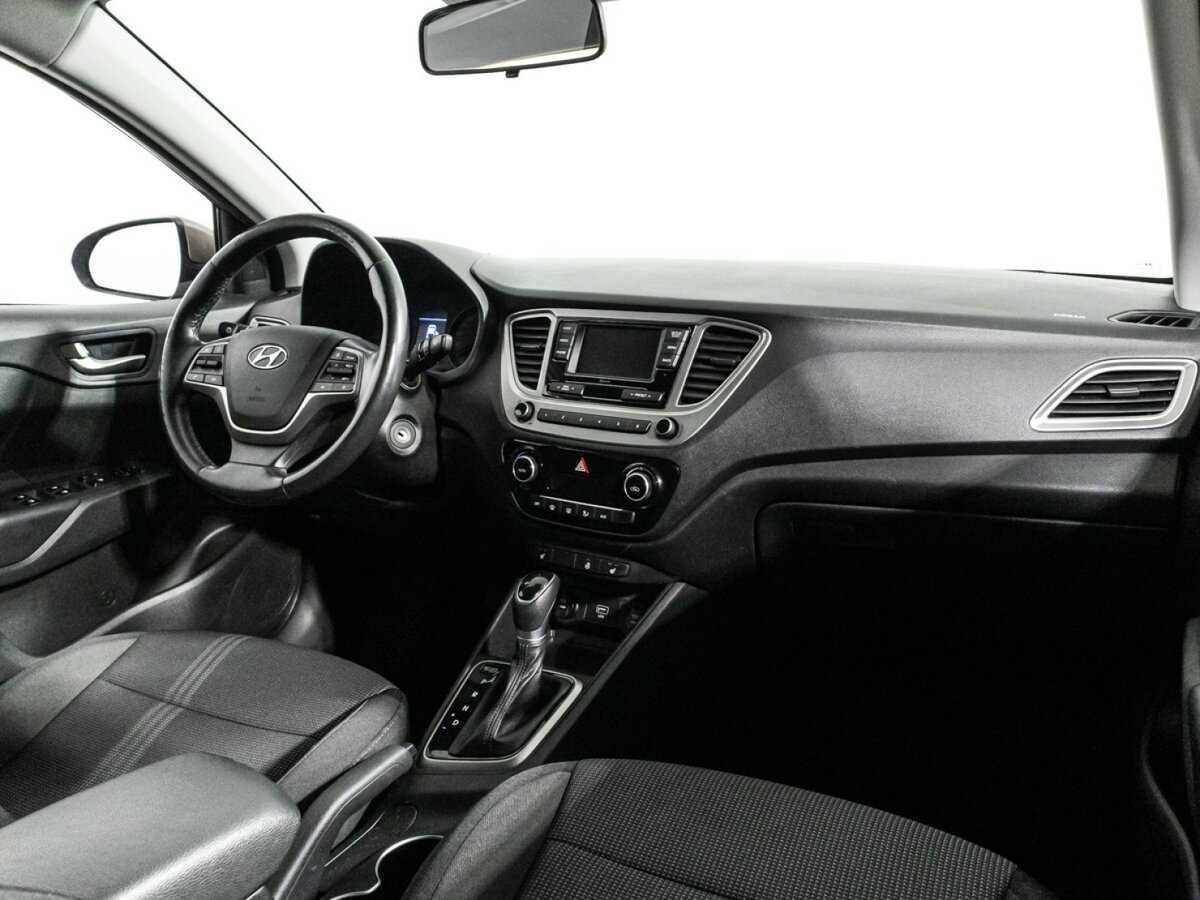 Купить Hyundai Solaris с пробегом. Фото: #8