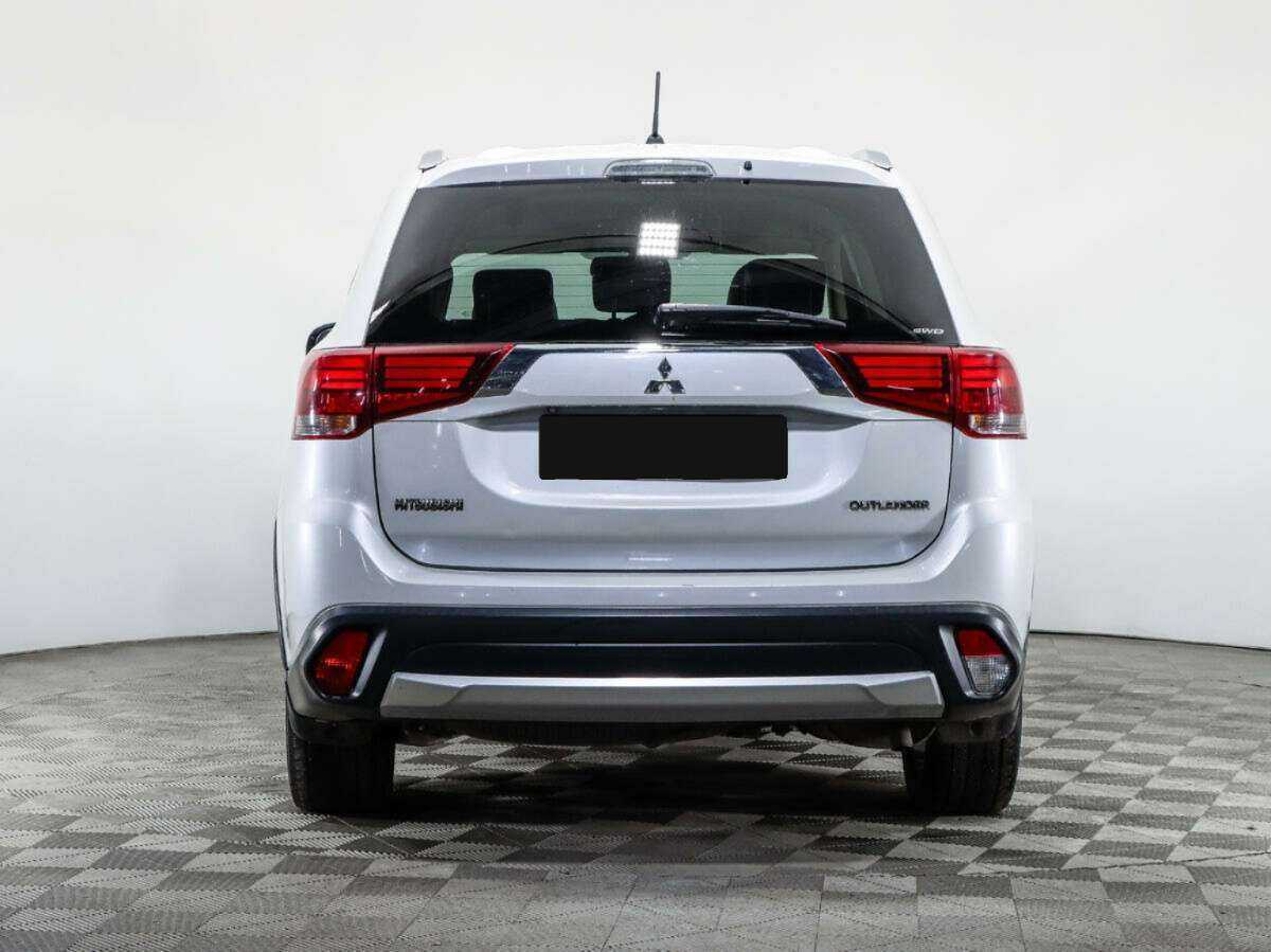 Купить Mitsubishi Outlander с пробегом. Фото: #5
