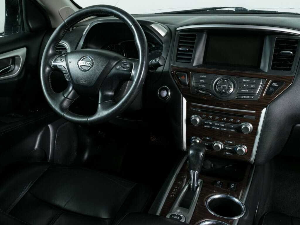 Купить Nissan Pathfinder с пробегом. Фото: #12