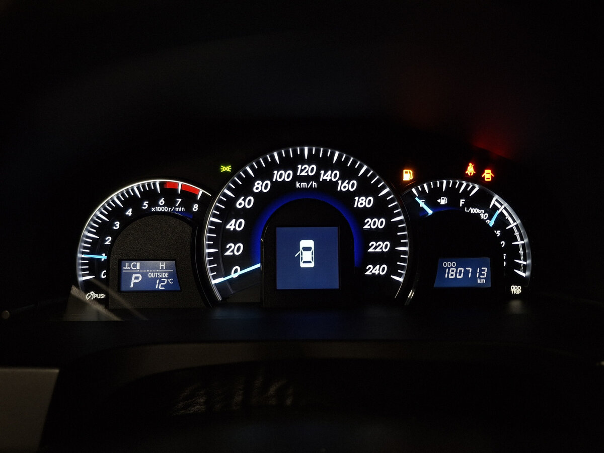 Купить Toyota Camry с пробегом. Фото: #12