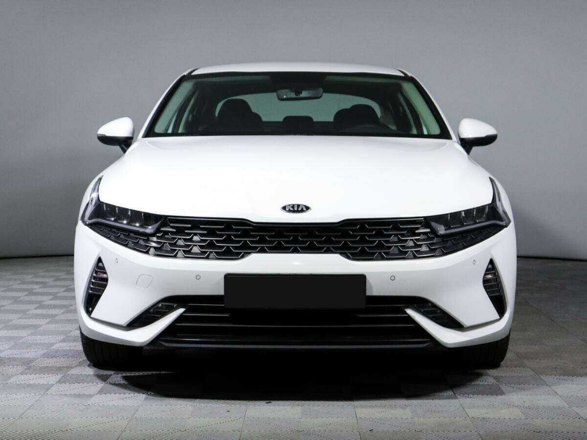 Купить Kia K5 с пробегом. Фото: #1