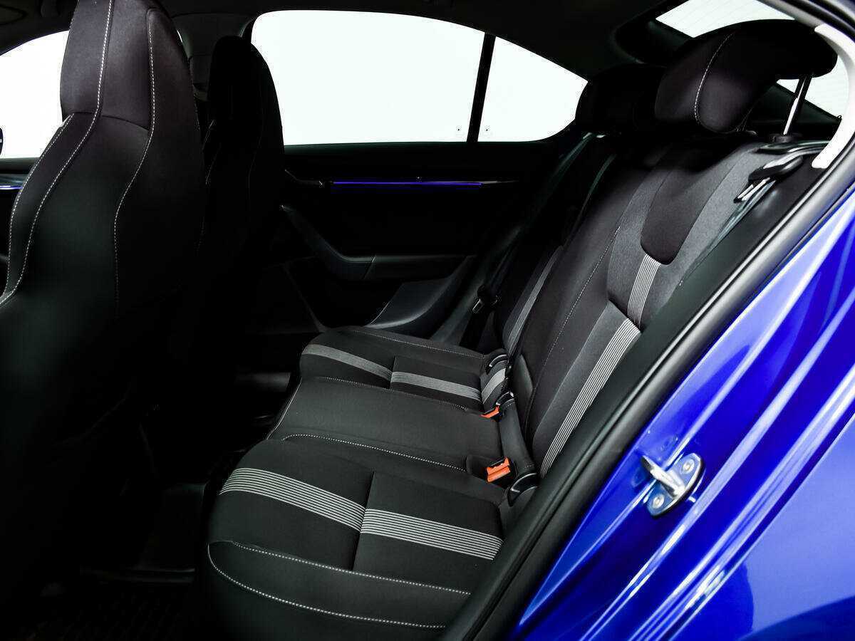 Купить Skoda Octavia с пробегом. Фото: #11