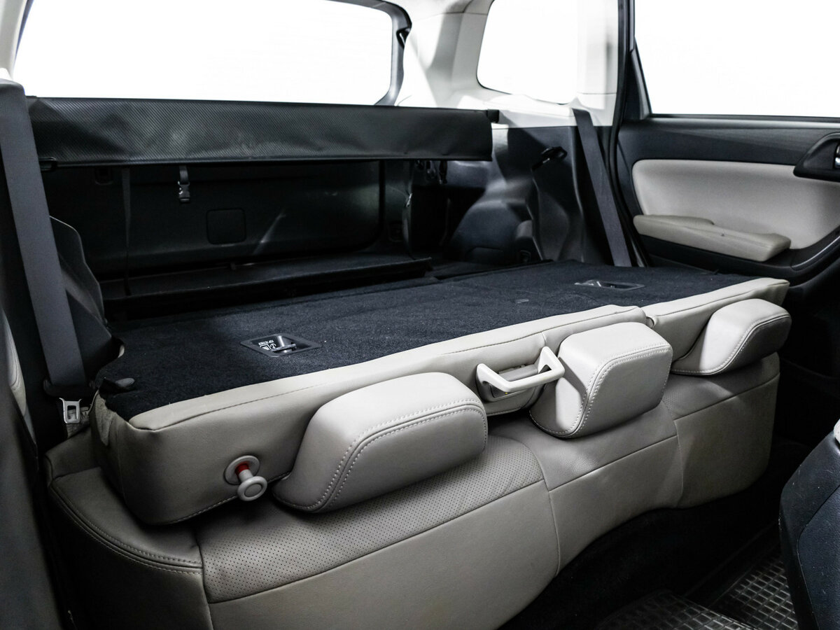 Купить Subaru Forester с пробегом. Фото: #18