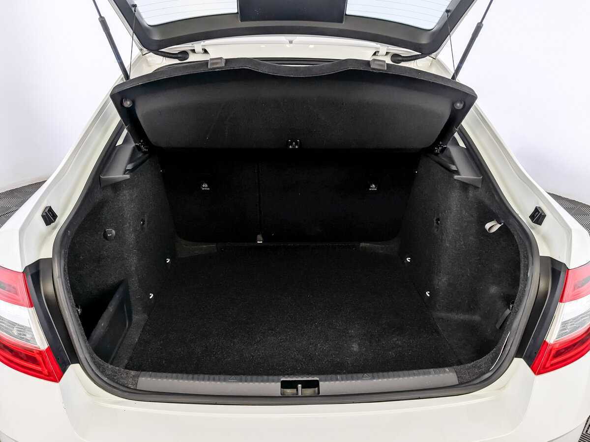 Купить Skoda Octavia с пробегом. Фото: #9