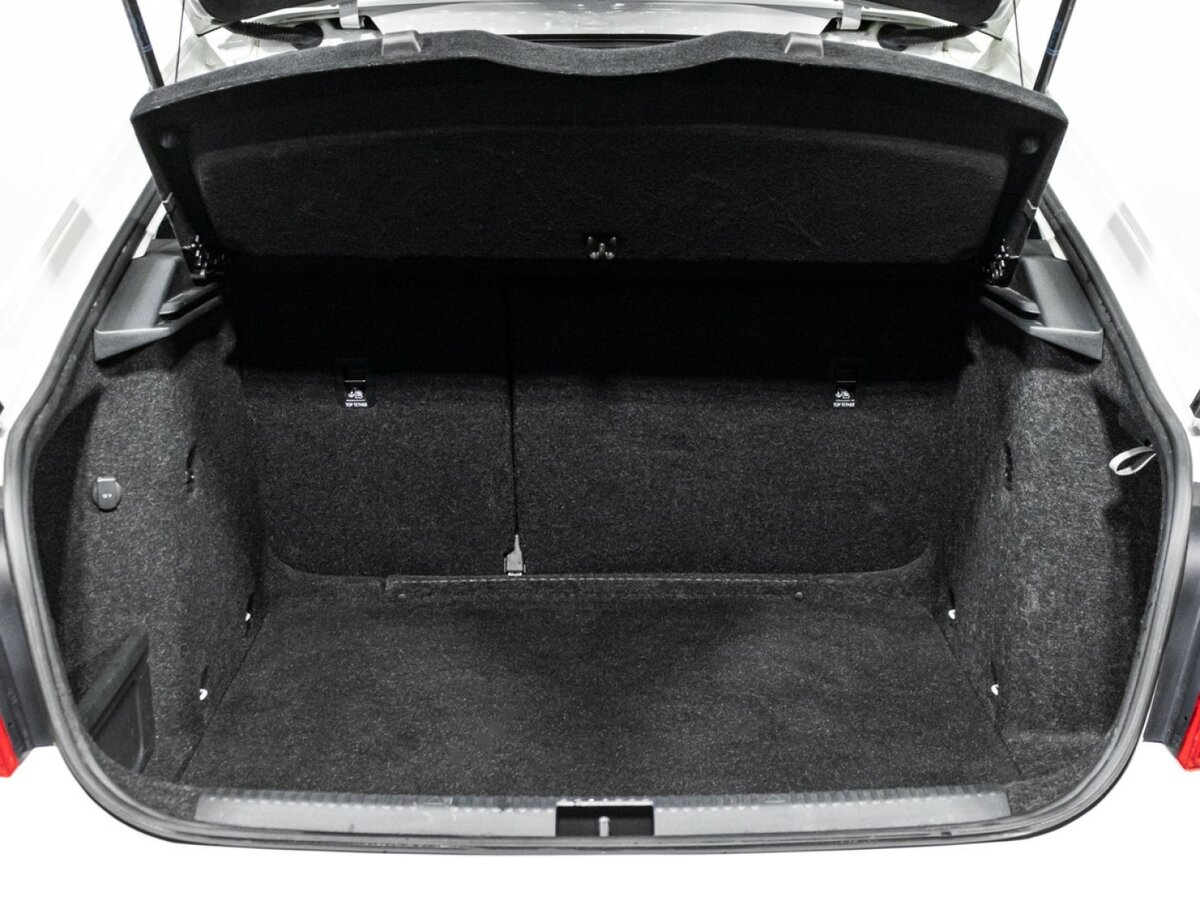 Купить Skoda Octavia с пробегом. Фото: #16