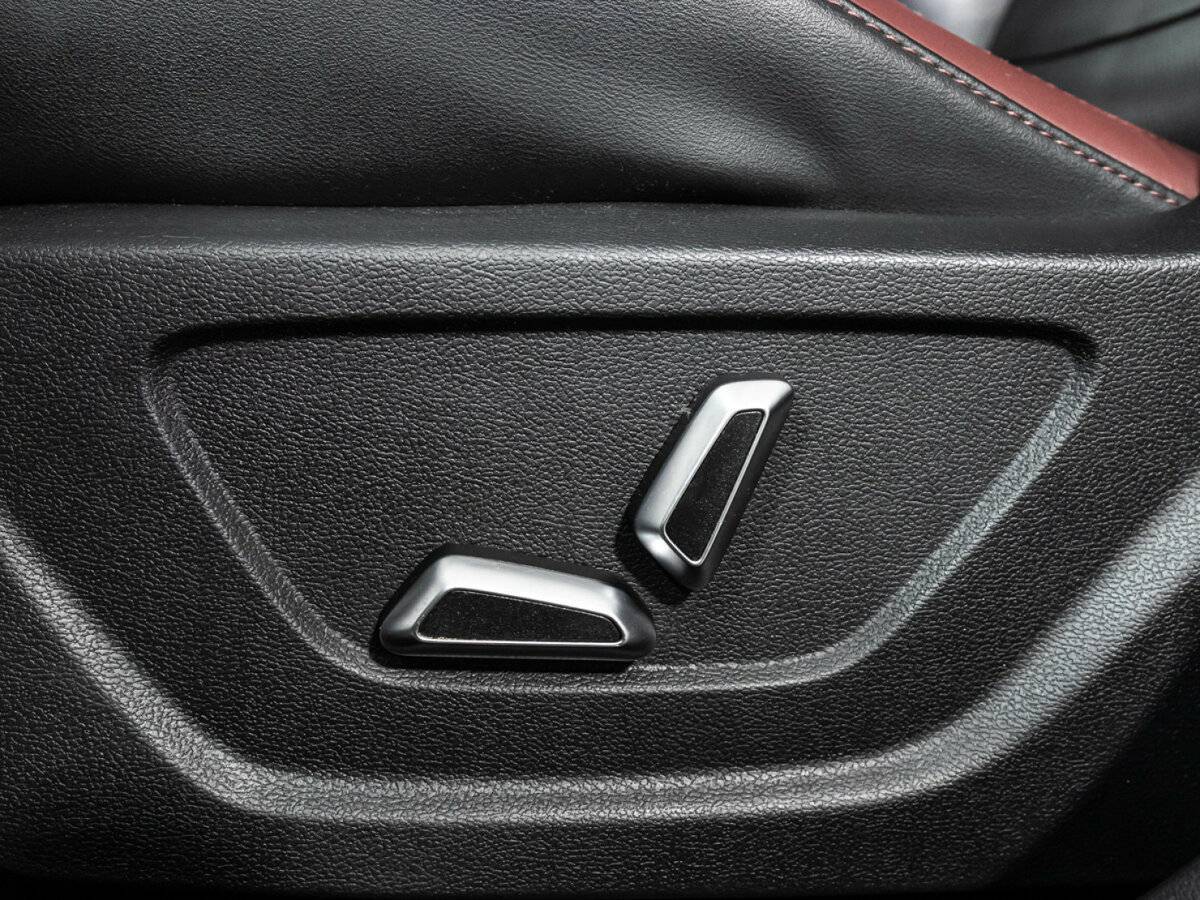 Купить Geely Coolray с пробегом. Фото: #15