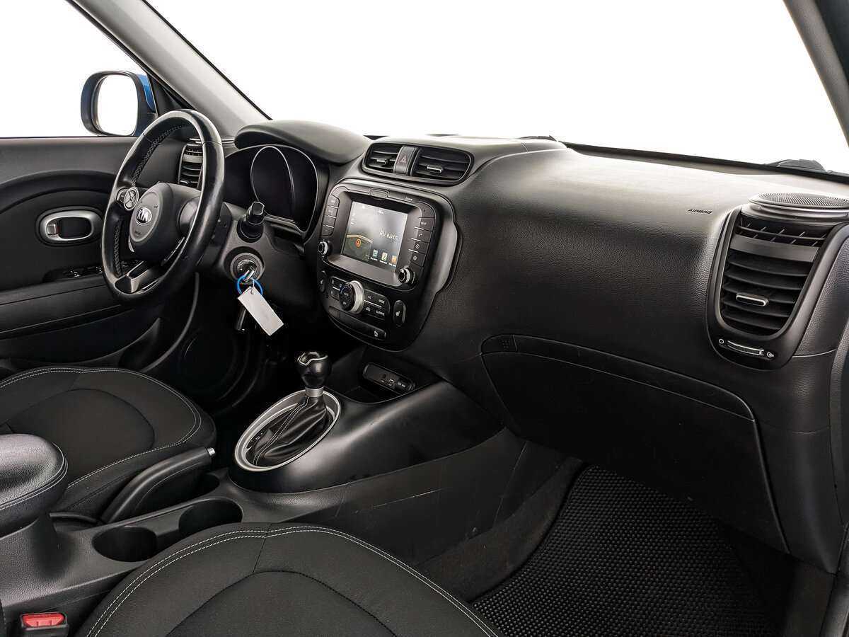 Купить Kia Soul с пробегом. Фото: #10