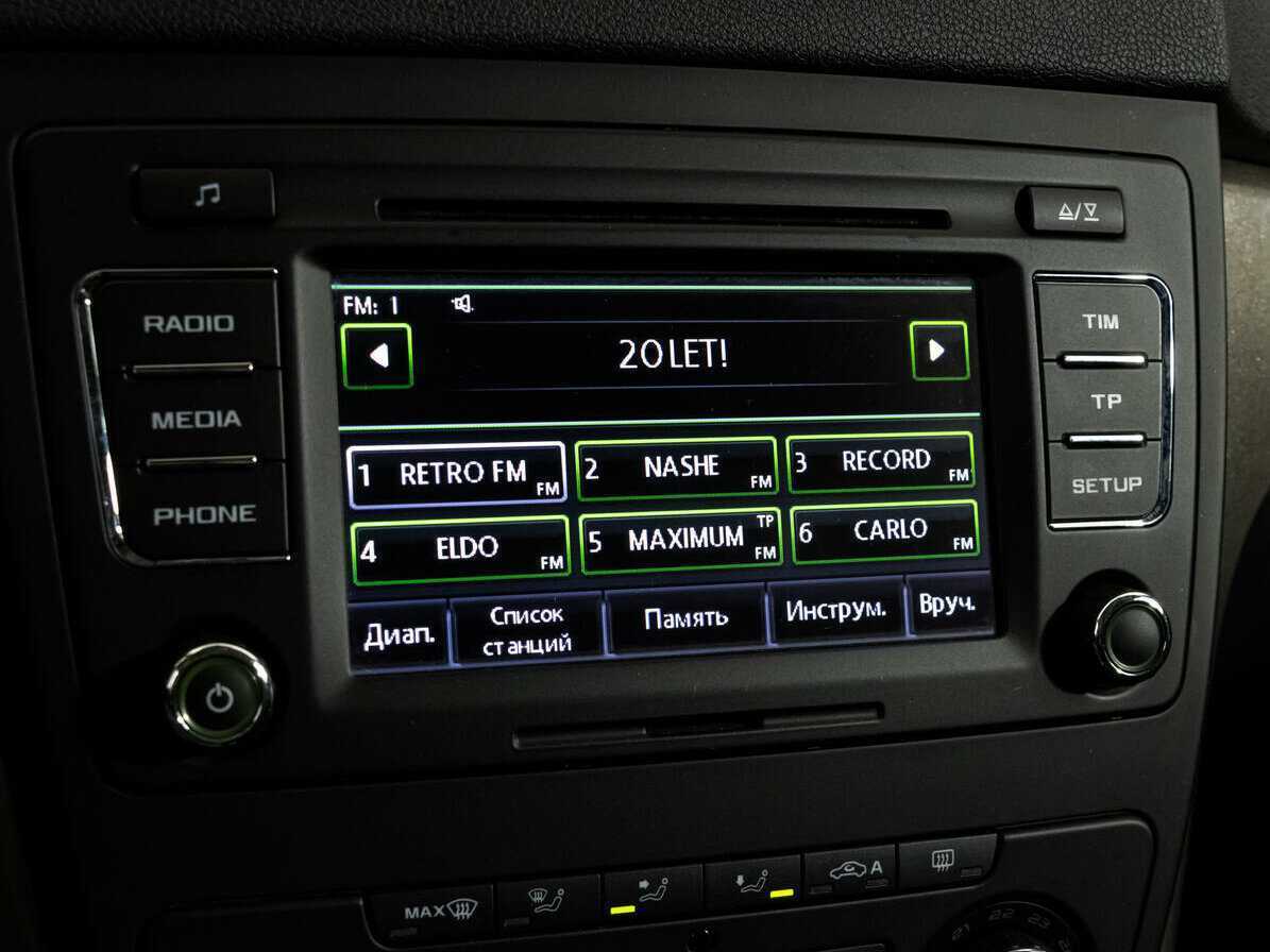 Купить Skoda Yeti с пробегом. Фото: #16