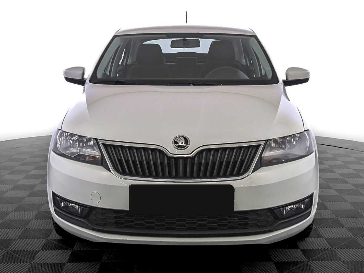 Купить Skoda Rapid с пробегом. Фото: #1