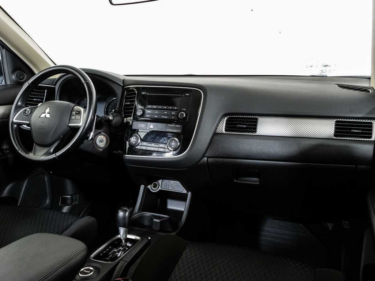 Купить Mitsubishi Outlander с пробегом. Фото: #6