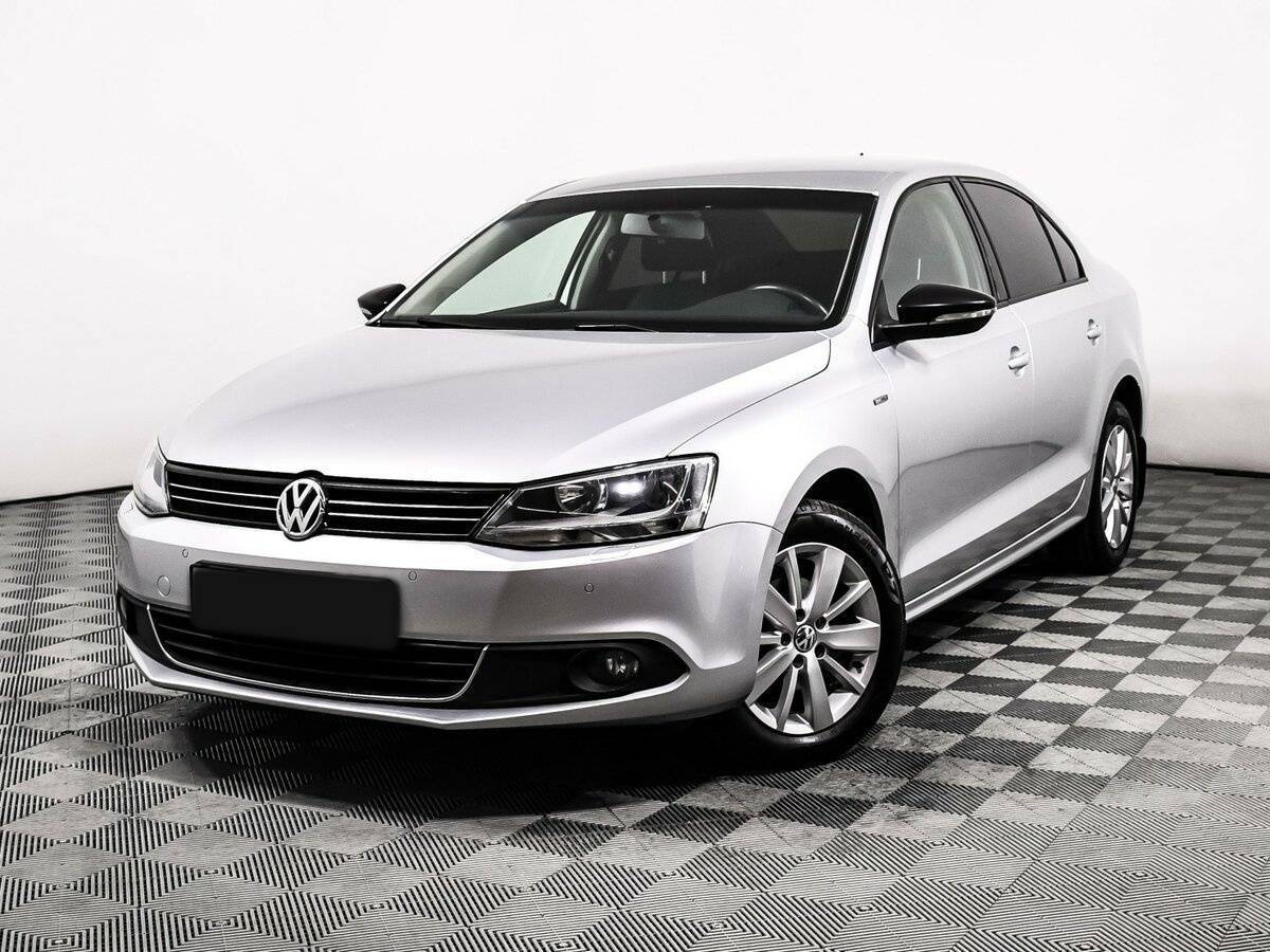 Купить Volkswagen Jetta с пробегом. Посмотреть фото