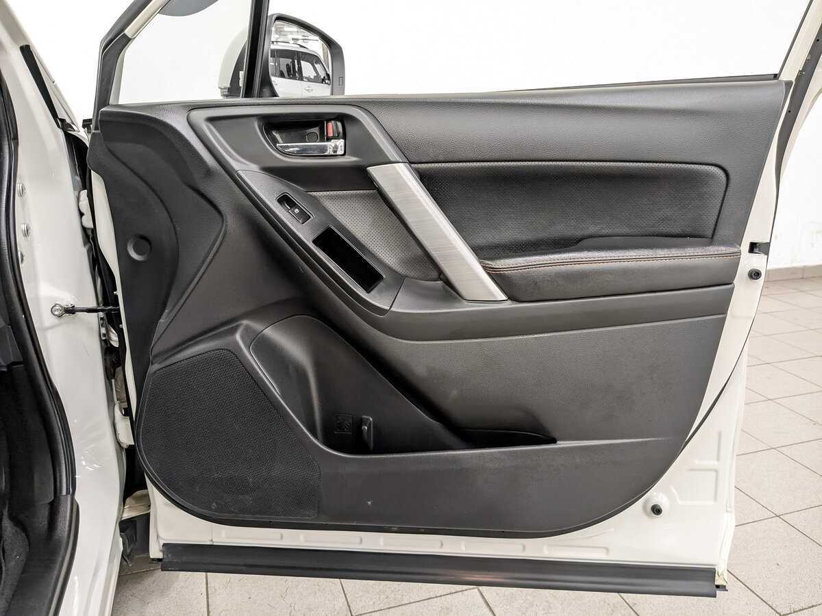 Купить Subaru Forester с пробегом. Фото: #22