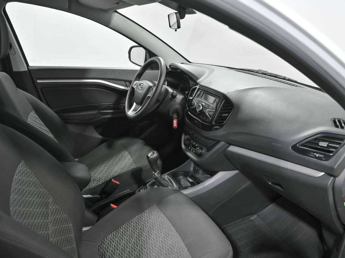 Купить Lada (ВАЗ) Vesta с пробегом. Фото: #13