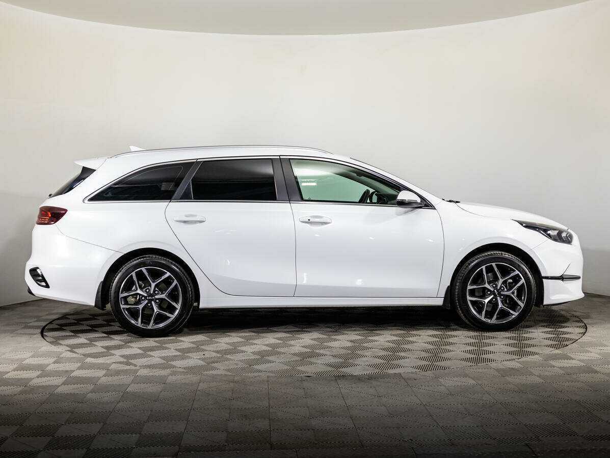 Купить Kia Ceed с пробегом. Фото: #3